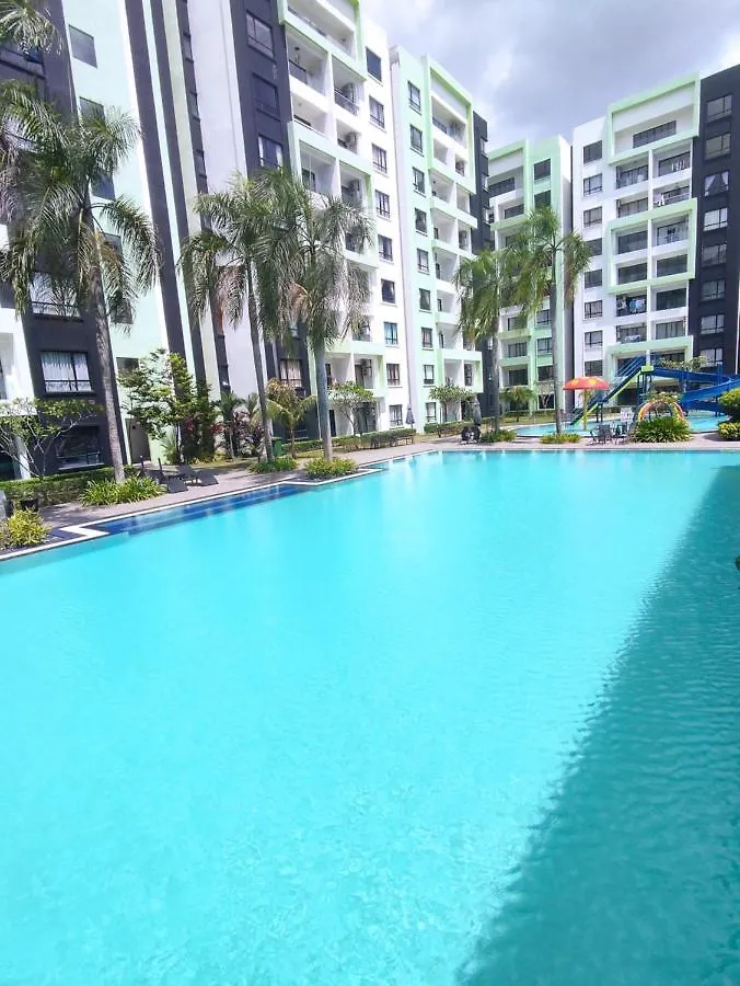 Ipoh Manhattan Water Park Pool View Cozy Homestay Malasia